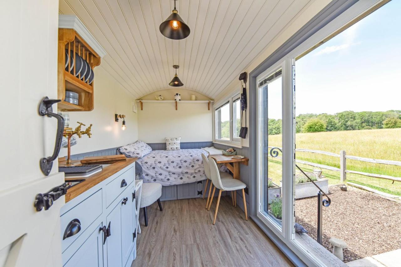 Crabden Shepherd Hut - Blendworth Villa Waterlooville Luaran gambar